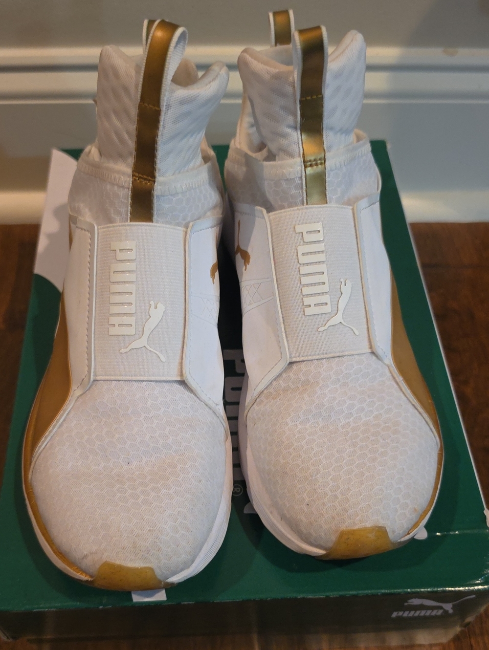 Women Puma White & Gold Slip-On Training Shoes